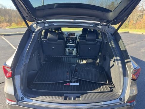 Used 2025 Acura MDX A-Spec image 9