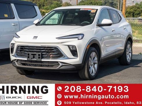 Used 2026 Buick Encore GX Preferred w/ Comfort Package AWD/4WD image 1