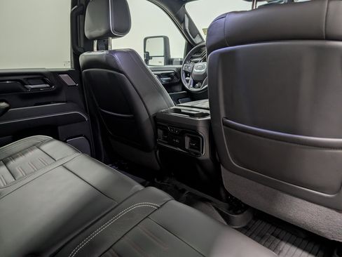 Used 2025 GMC Sierra 2500 AT4X w/ AT4X AEV Edition AWD/4WD image 19