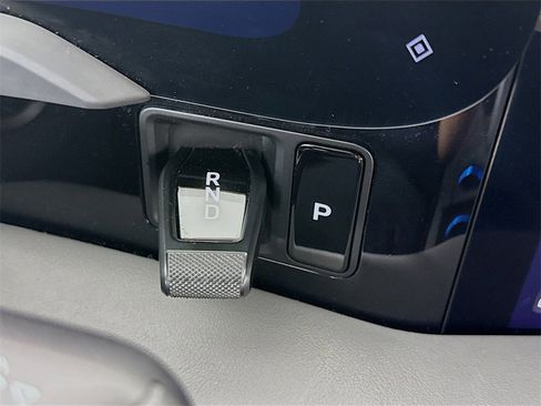 Used 2022 Porsche Taycan 4 Cross Turismo image 20