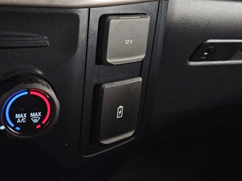 Used 2024 Ford F150 XL RWD image 16