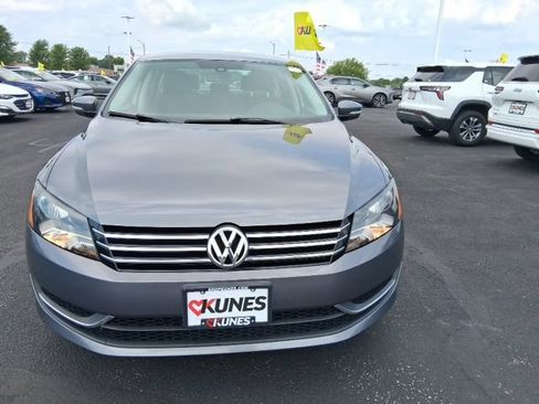 Used 2014 Volkswagen Passat 1.8T S FWD image 10