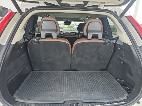Used 2020 Volvo XC90 T6 Momentum w/ Protection Package Premier AWD/4WD image 30