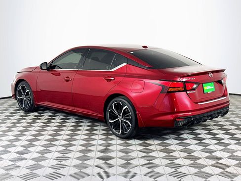 Used 2023 Nissan Altima 2.5 SR FWD image 6