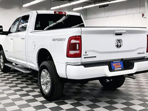 Used 2024 RAM 2500 Big Horn w/ Safety Group image 2