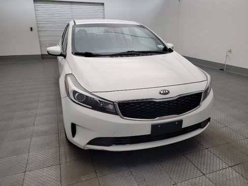 Used 2018 Kia Forte LX FWD image 14