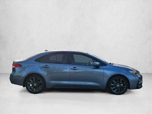 Used 2024 Toyota Corolla SE FWD image 4