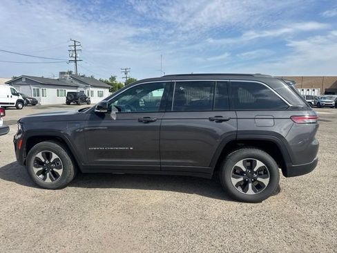 Used 2024 Jeep Grand Cherokee Limited 4xe AWD/4WD image 8