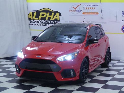 Used 2018 Ford Focus RS image 5