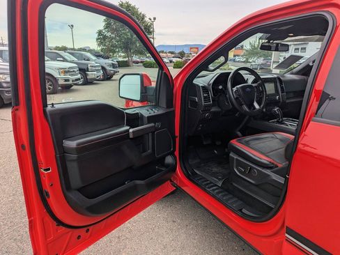 Used 2018 Ford F150 Lariat w/ Equipment Group 502A Luxury AWD/4WD image 9