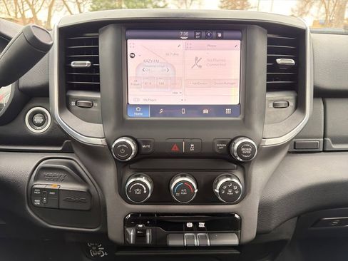 Used 2024 RAM 3500 Big Horn AWD/4WD image 26