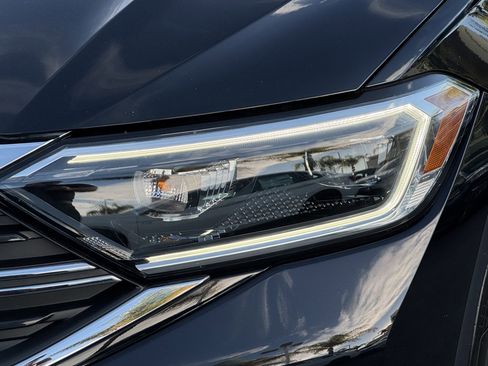 Certified 2023 Volkswagen Jetta SEL image 7