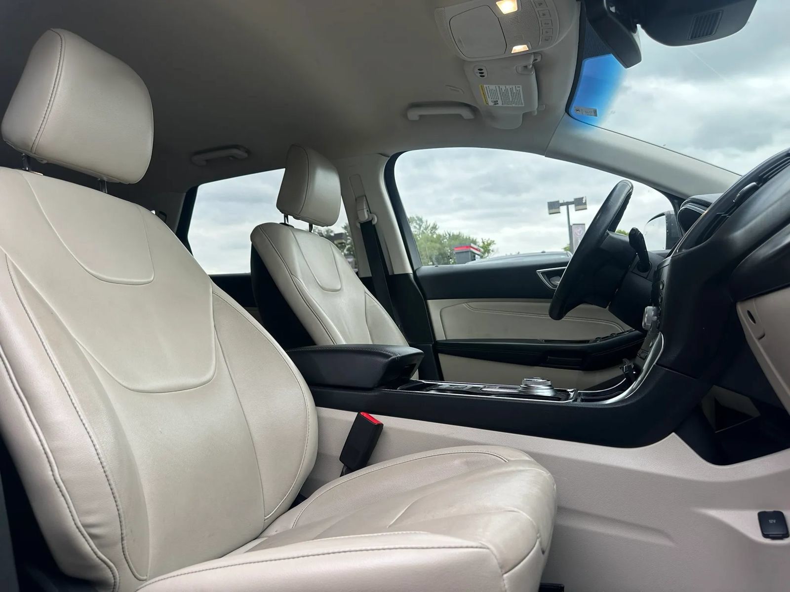 Used 2020 Ford Edge Titanium w/ Cargo Accessory Package FWD image 13