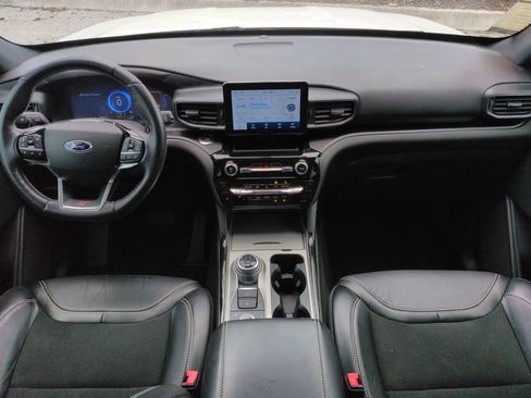 Used 2022 Ford Explorer ST w/ ST Street Pack AWD/4WD image 15