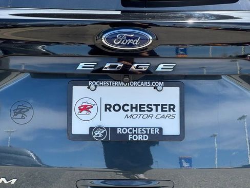 Certified 2022 Ford Edge Titanium AWD/4WD image 41