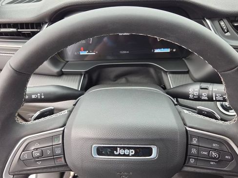Used 2025 Jeep Grand Cherokee Laredo w/ MOPAR Finishing Package RWD image 22