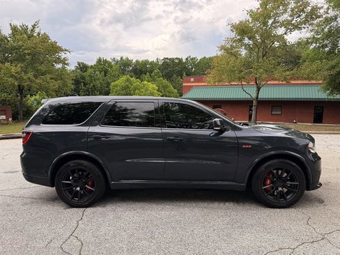 Used 2018 Dodge Durango SRT AWD/4WD image 4