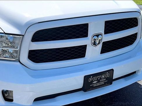 Used 2019 RAM 1500 Express AWD/4WD image 34