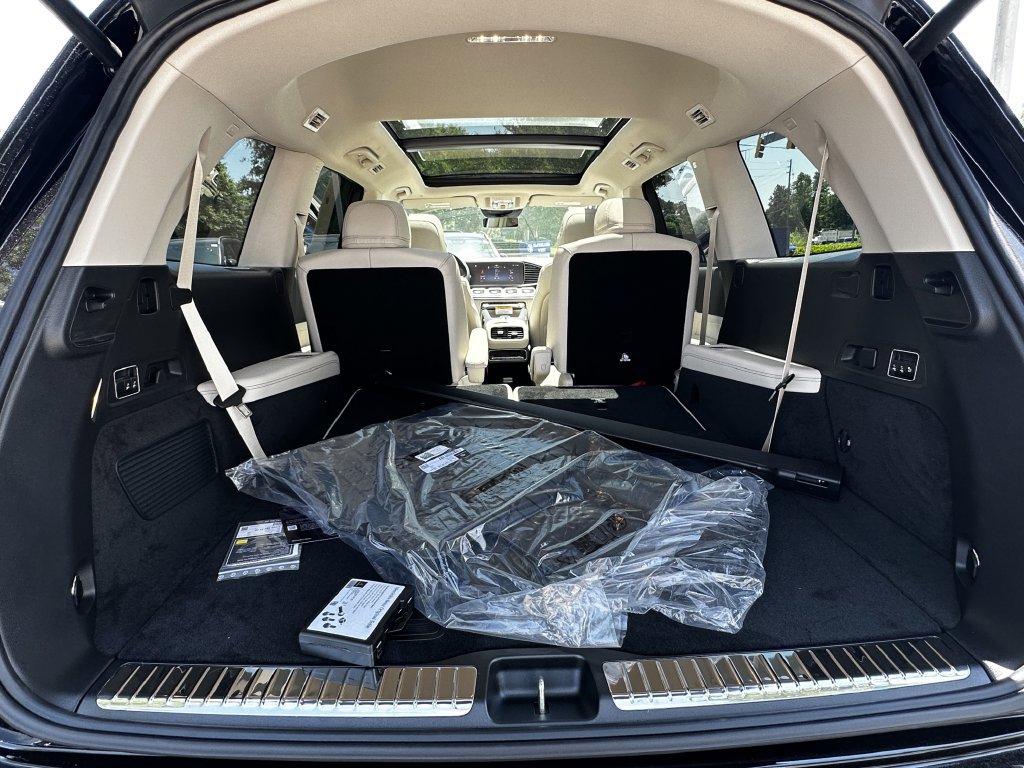 New 2026 Mercedes-Benz GLS 450 4MATIC image 19
