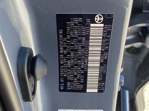 Used 2026 Toyota Corolla LE w/ LE Premium Package image 15