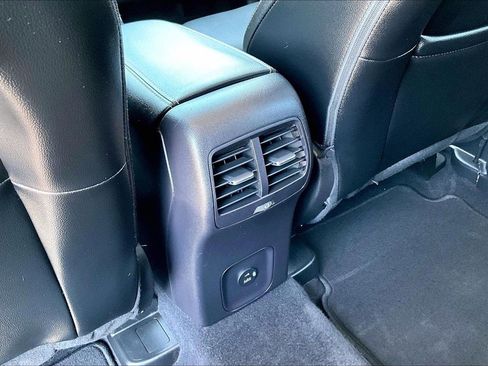 Used 2022 Ford Escape SEL AWD/4WD image 10