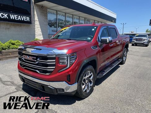 Used 2023 GMC Sierra 1500 SLT w/ SLT Premium Package AWD/4WD image 1