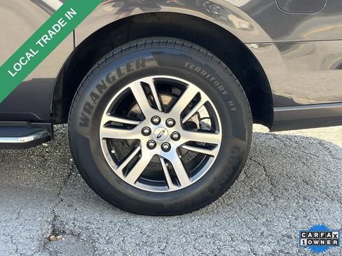 Used 2022 Ford Expedition Max Limited RWD image 16