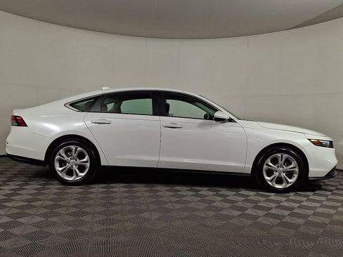 Used 2023 Honda Accord LX image 10