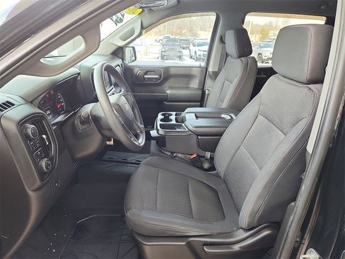 Used 2020 Chevrolet Silverado 1500 Custom w/ Custom Value Package image 15