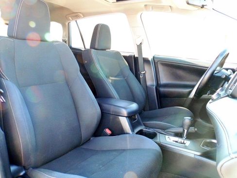 Used 2017 Toyota RAV4 XLE image 20