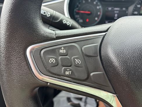 Used 2018 Chevrolet Malibu LT FWD image 23