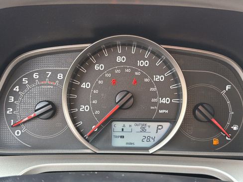 Used 2013 Toyota RAV4 XLE AWD/4WD image 20