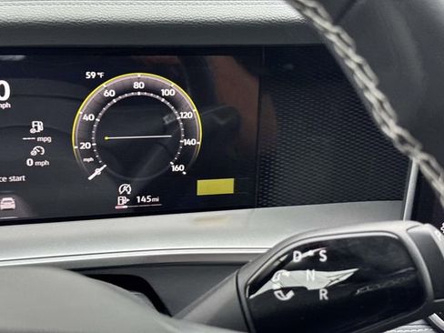 New 2026 Volkswagen Tiguan SE image 18