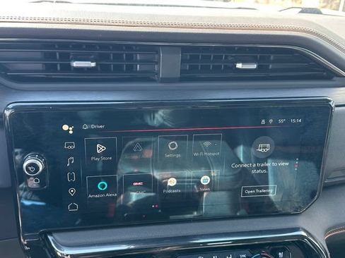 Used 2024 GMC Sierra 1500 AT4 w/ Technology Package AWD/4WD image 22