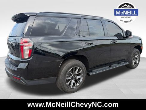 Used 2023 Chevrolet Tahoe Z71 w/ Z71 Off-Road Package AWD/4WD image 8