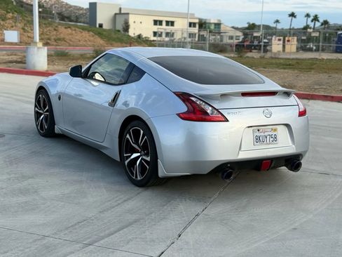Used 2020 Nissan 370Z Sport Coupe 2D image 7