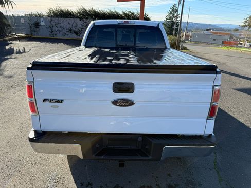 Used 2014 Ford F150 XLT w/ Equipment Group 301A Mid image 9