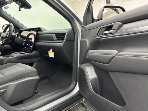 New 2027 GMC Terrain Elevation FWD image 28