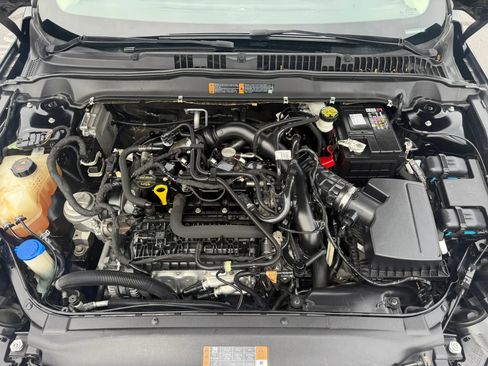 Used 2018 Ford Fusion SE w/ Fusion SE Technology Package FWD image 31