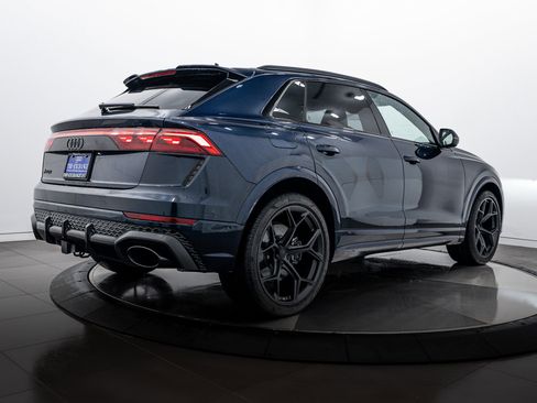 New 2026 Audi RS Q8 performance image 4