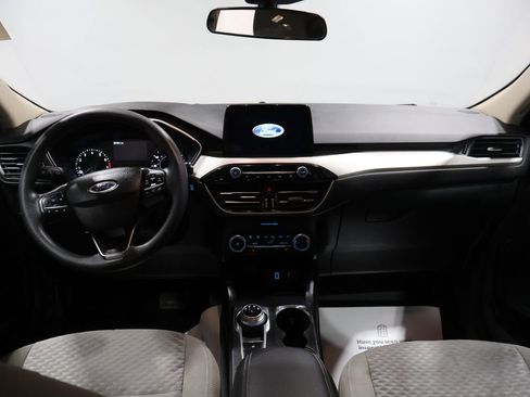Used 2020 Ford Escape SE image 24