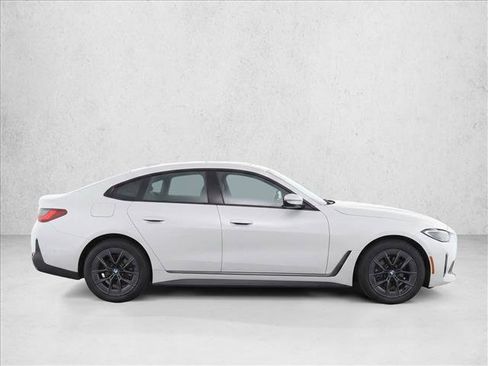 Used 2023 BMW i4 eDrive35 w/ Premium Package RWD image 8
