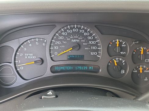 Used 2004 Chevrolet Tahoe LT w/ LT Preferred Equipment Group image 11