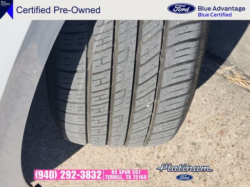 Used 2024 Volkswagen Jetta SE w/ Panoramic Sunroof Package FWD image 12