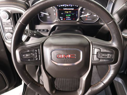 Used 2020 GMC Sierra 1500 AT4 w/ AT4 Premium Package AWD/4WD image 3