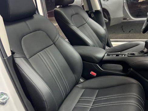 Used 2024 Honda HR-V EX-L image 14