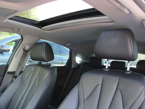 Used 2024 Acura Integra image 8