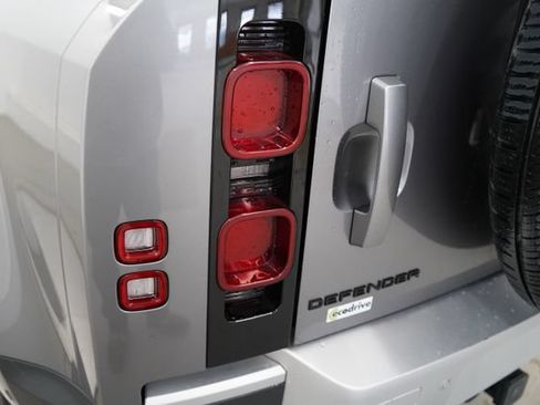 Used 2024 Land Rover Defender 110 S AWD/4WD image 47