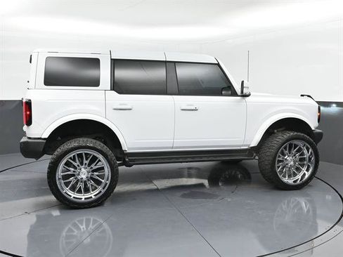 Used 2025 Ford Bronco Outer Banks AWD/4WD image 28