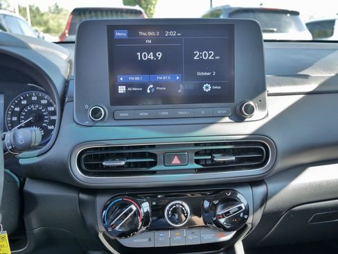 Used 2022 Hyundai Kona SE w/ Cargo Package image 25